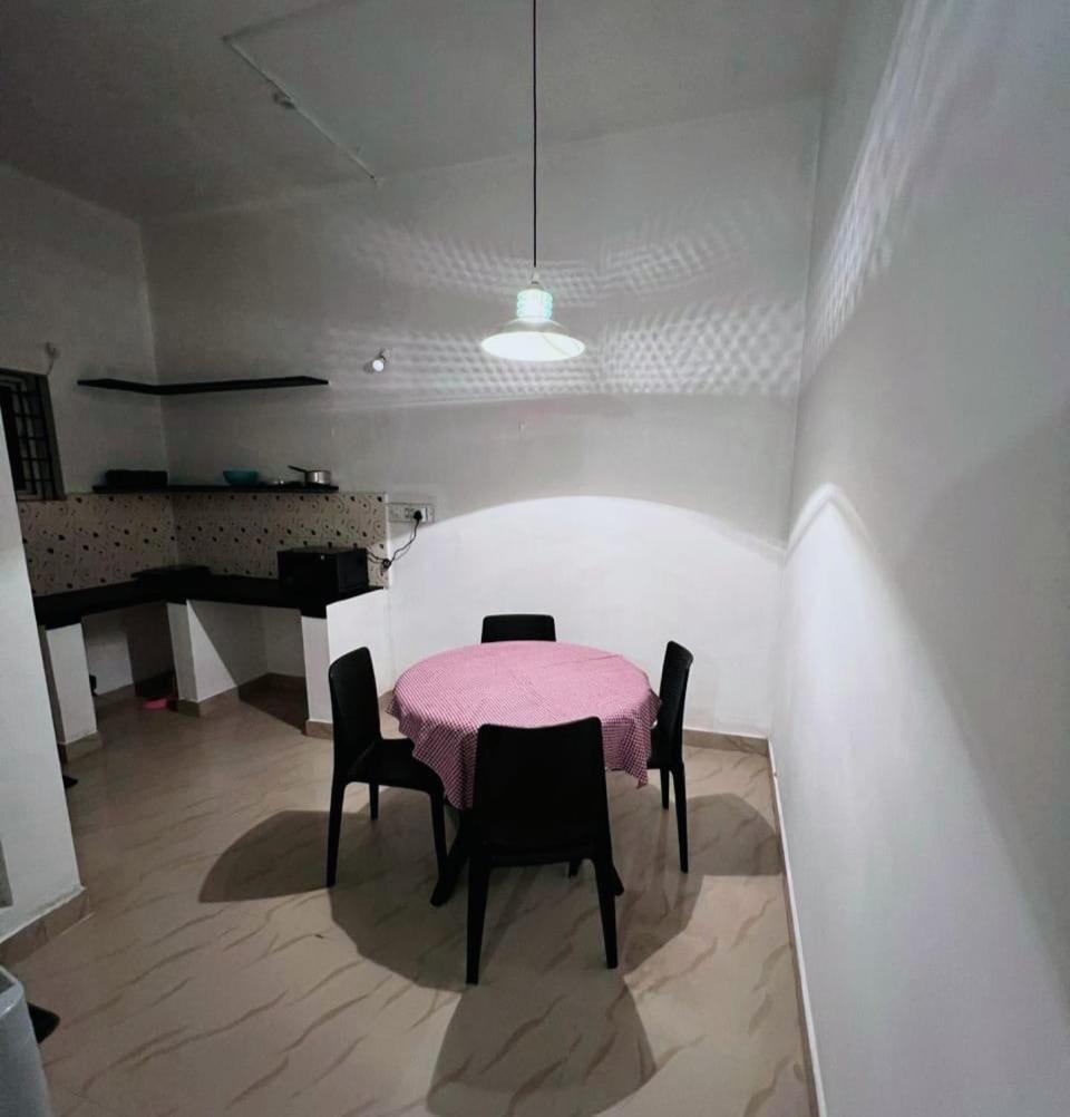 Hegde Residency Villa Chikmagalūr Eksteriør billede